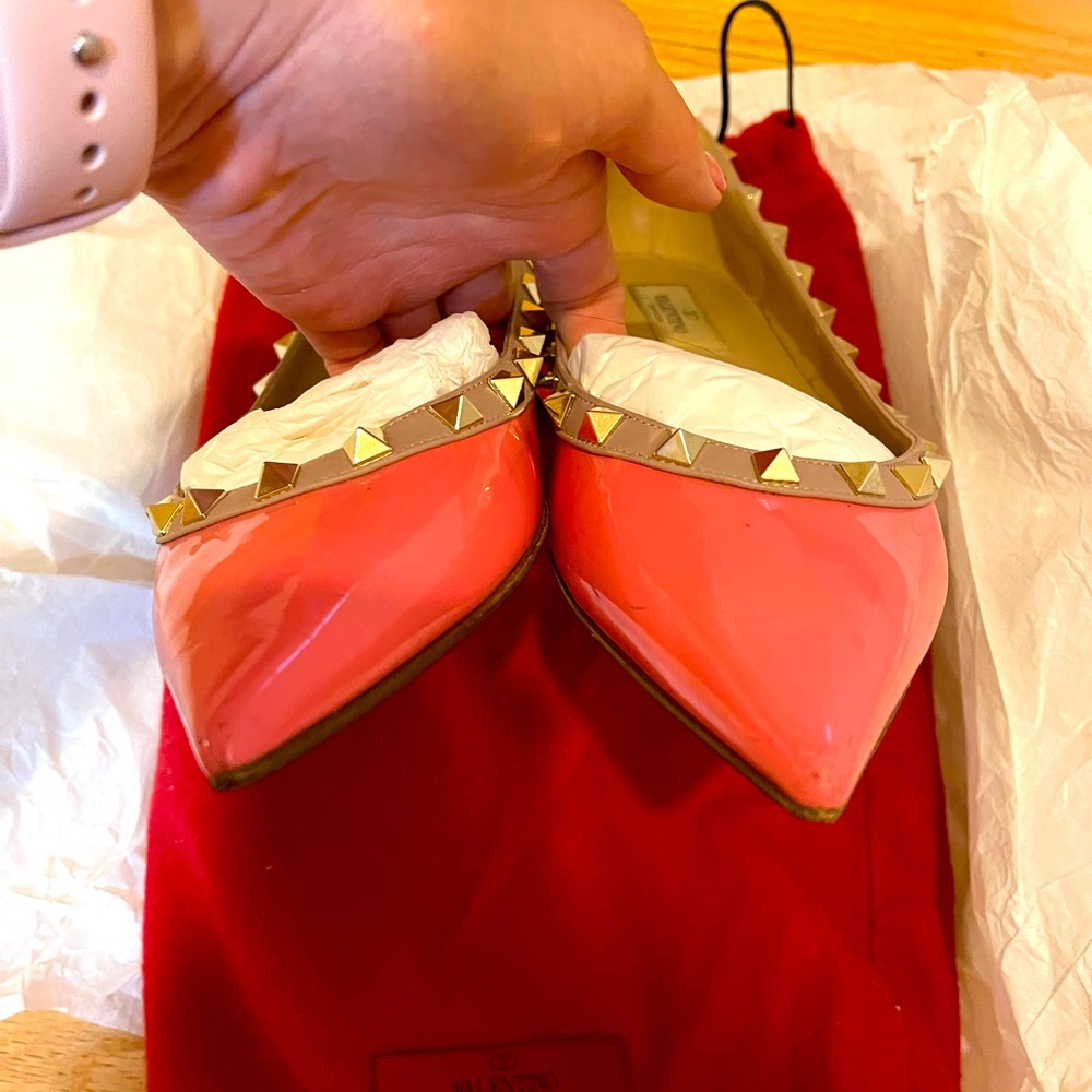 Valentino Garavani Nori Rockstud Leather Flats